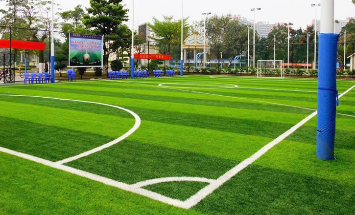 假草坪地毯多少錢一平方？